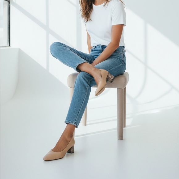 Salvatore Ferragamo Nude Leather Block Heel Pumps - Picture 12 of 12